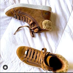 UGG OLIVE HIGH-TOP SNEAKER